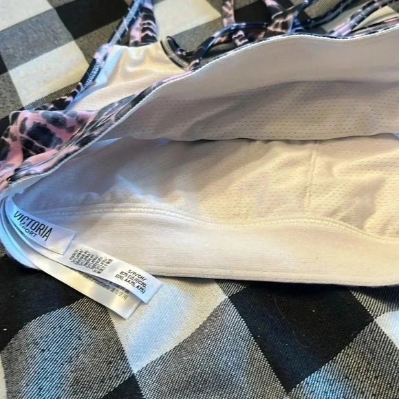 VICTORIA SPORT tye dye sports bra size small S - Picture 3 of 3